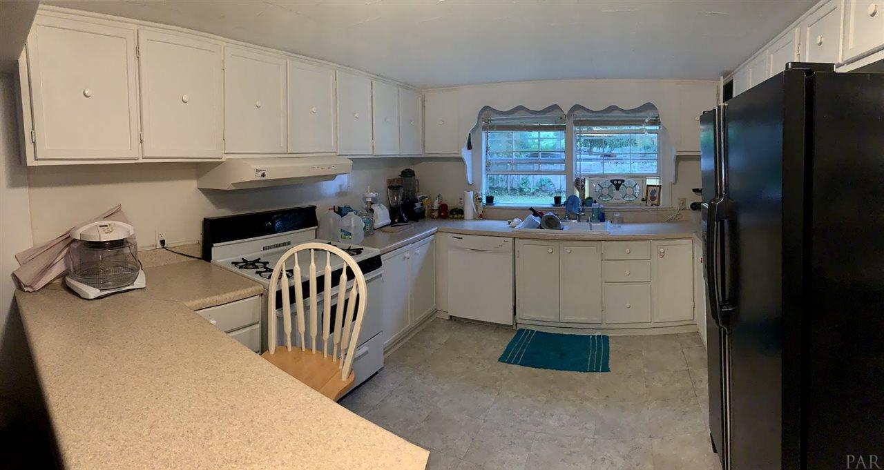 5715 Muldoon Road Pensacola, FL 32526 - Photo 12 of 22