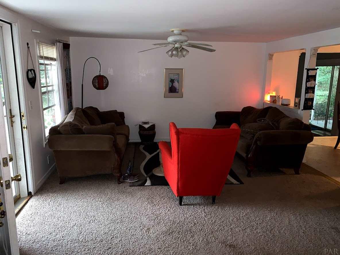 5715 Muldoon Road Pensacola, FL 32526 - Photo 7 of 22