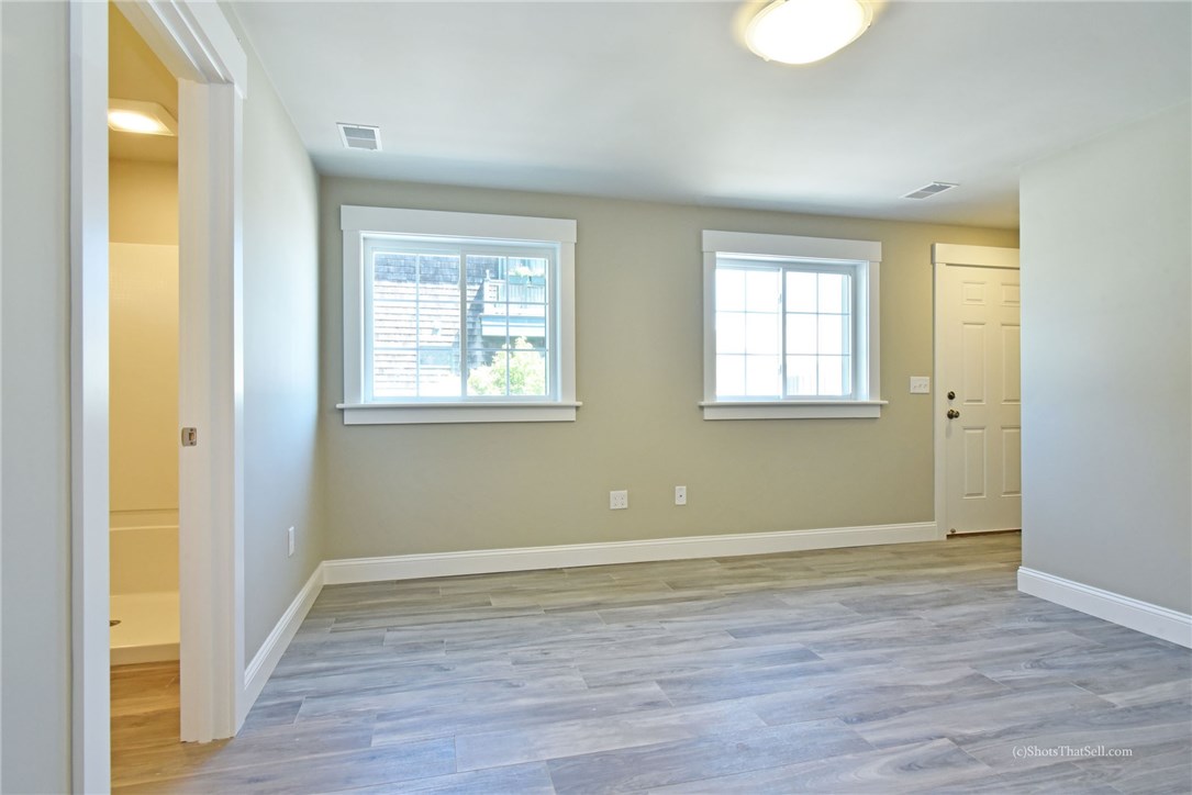57 Pocono Road Narragansett, RI 02882 - Photo 16 of 28 Gallery Image 16