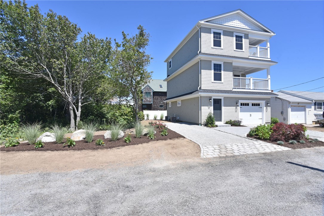 57 Pocono Road Narragansett, RI 02882 - Photo 4 of 28 Gallery Image 4