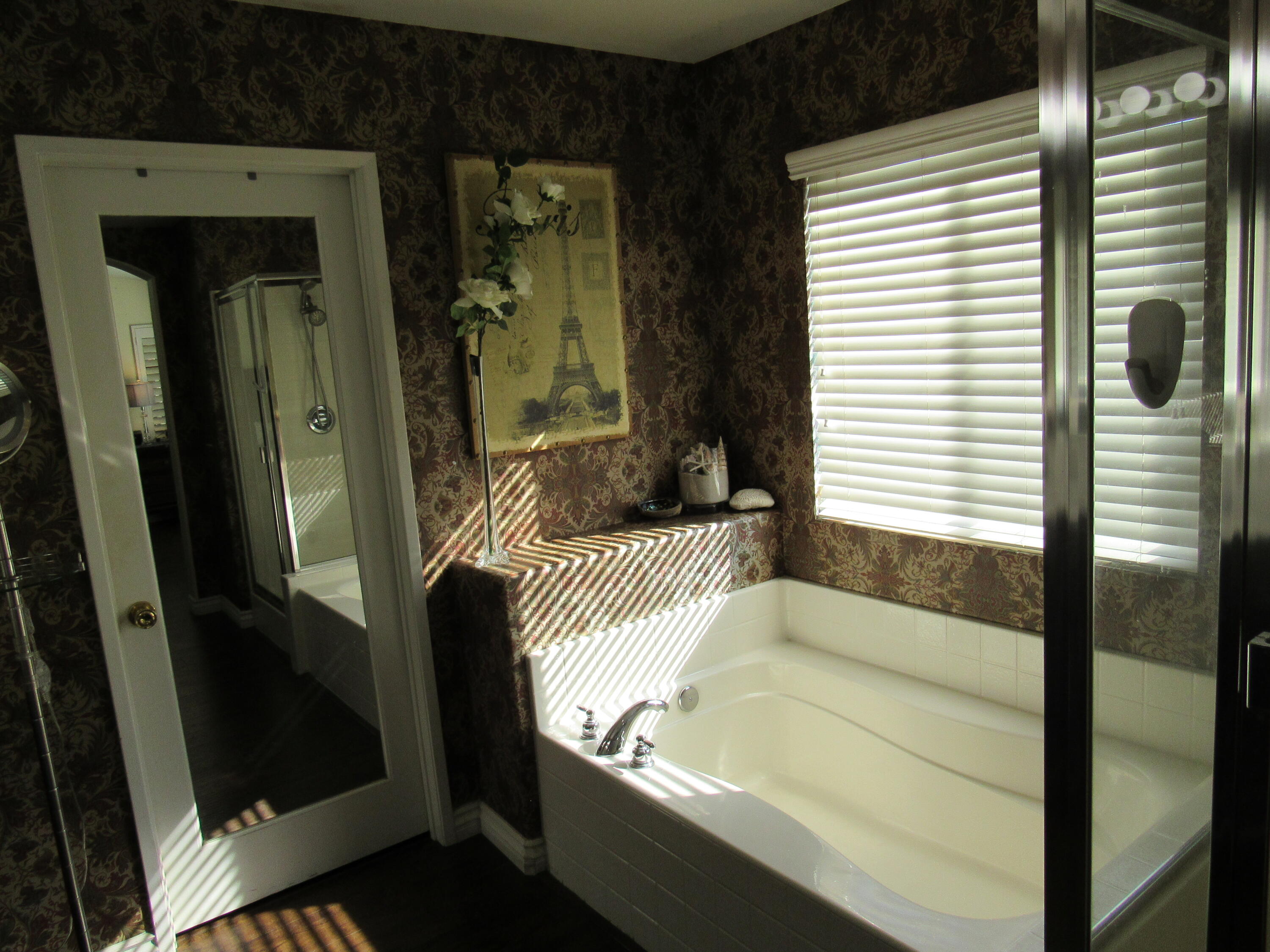 7420 Valley Meadow Avenue Eastvale, CA 92880 - Photo 23 of 67 IMG_1368