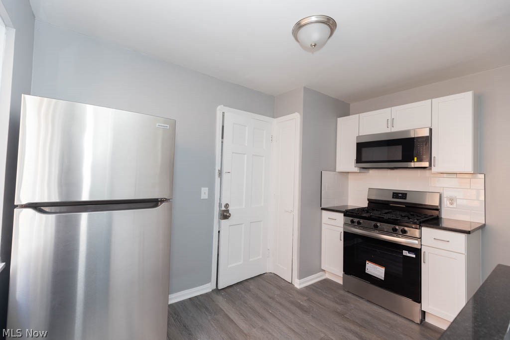 3596 Warren Road Cleveland, OH 44111 - Photo 6 of 27 Gallery Image 6