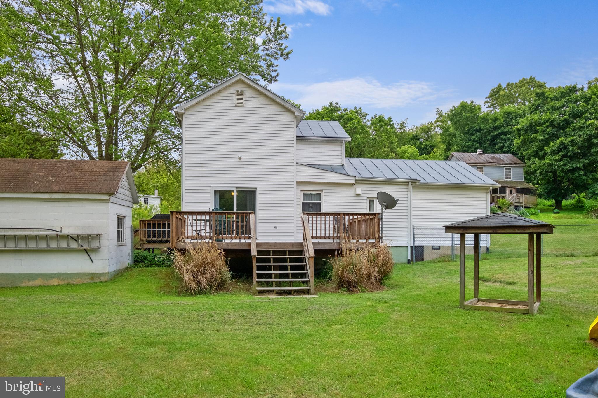 2391 Pine Woods Road Quicksburg, VA 22847 - Photo 5 of 33