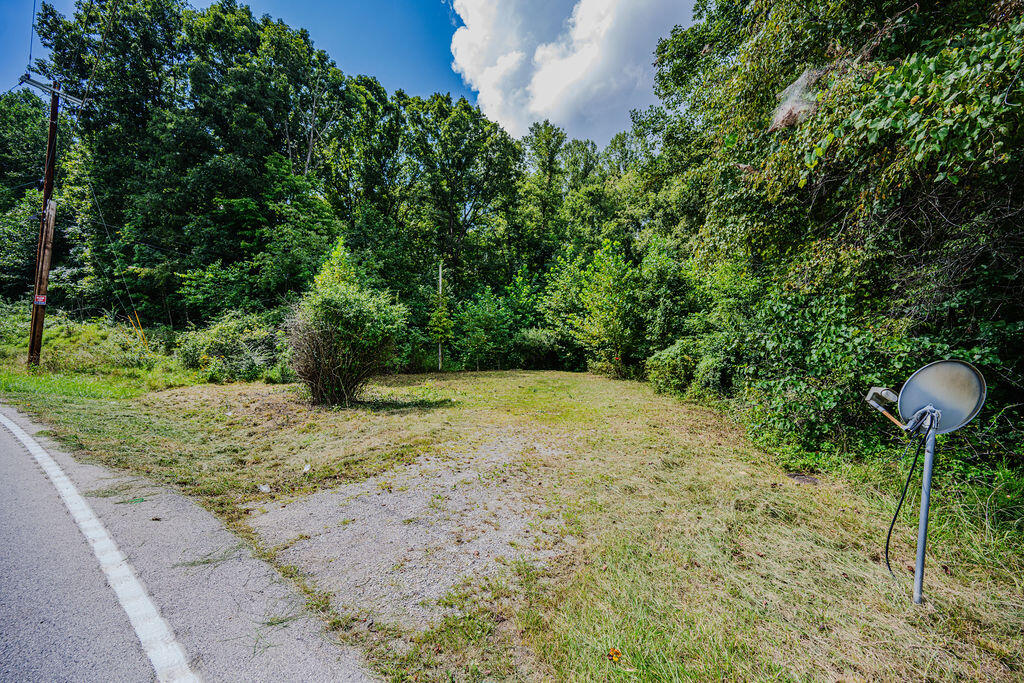 228 Belle Point Road Beattyville, KY 41311 - Photo 53 of 55 DSC_1577