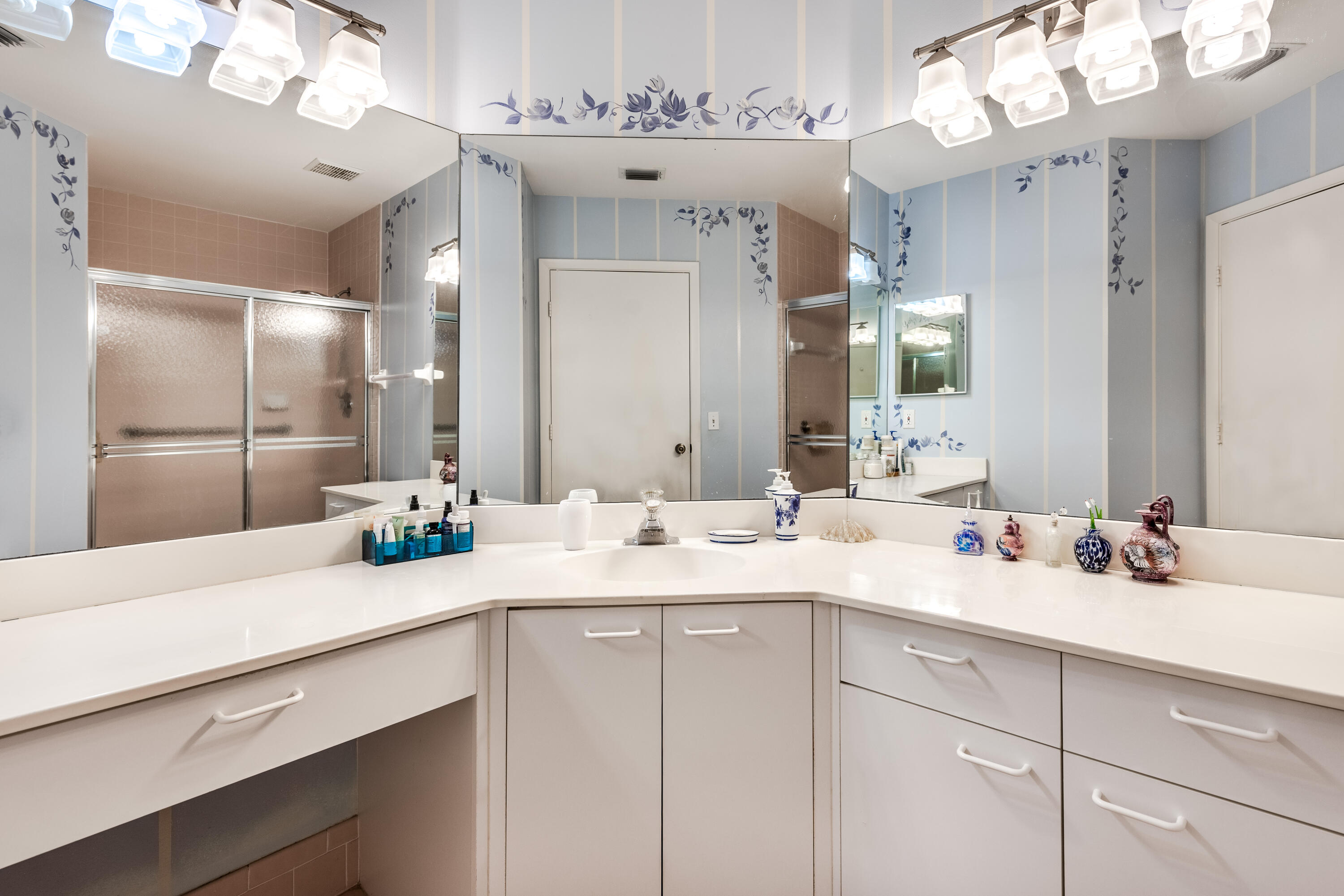 5153 Floria Drive, Unit R Boynton Beach, FL 33437 - Photo 11 of 44 5153 Floria Dr. #R.-11