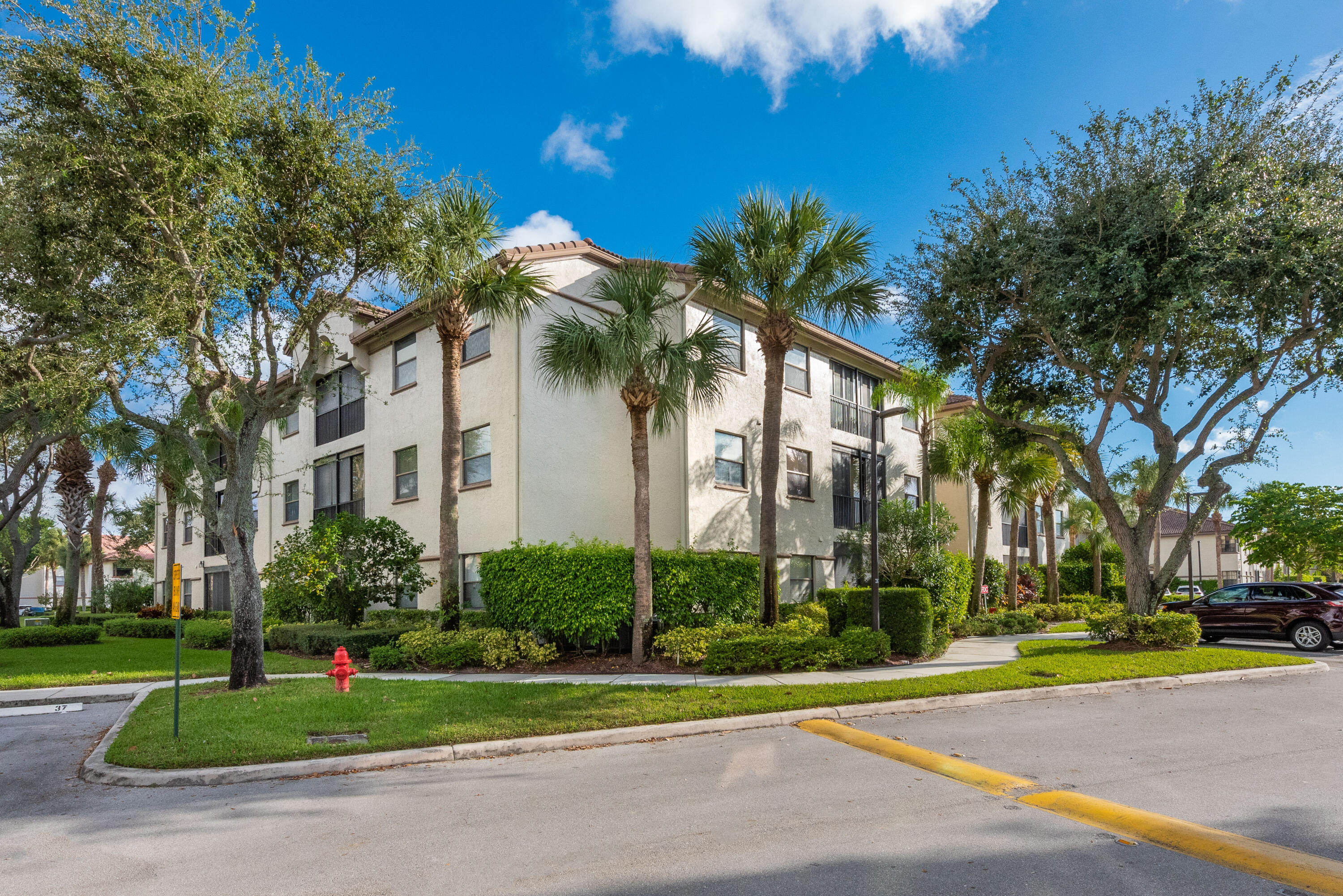 5153 Floria Drive, Unit R Boynton Beach, FL 33437 - Photo 23 of 44 5153 Floria Dr. #R.-3