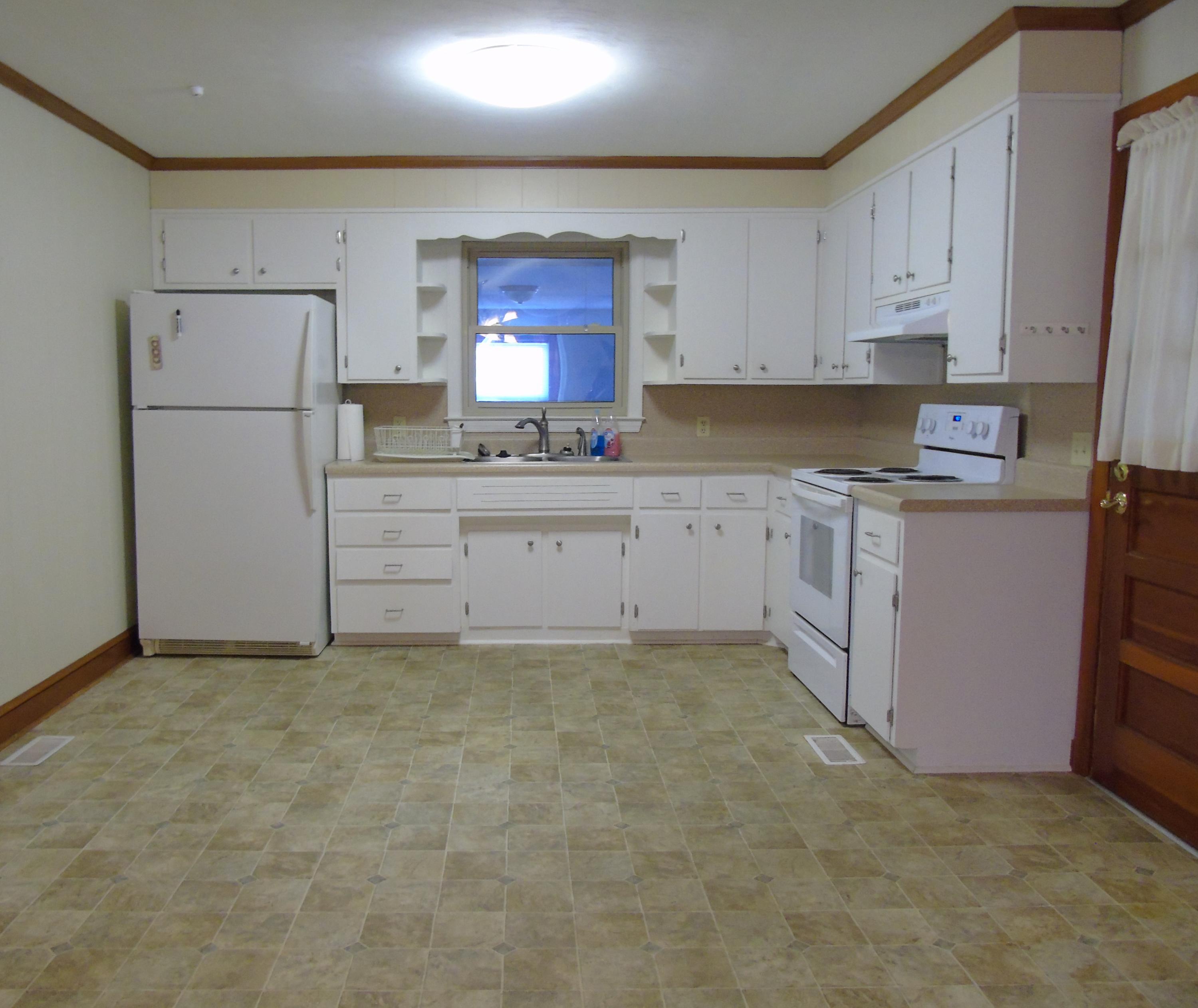 1026 Davis Mill Road Rocky Mount, VA 24151 - Photo 12 of 23 Kitchen
