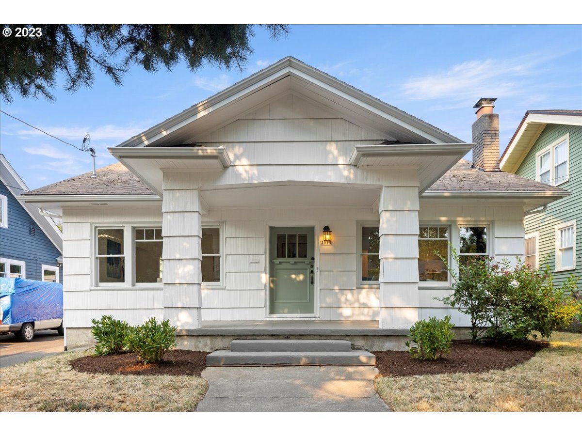 2015 Northeast 38th Avenue Portland, OR 97212 - Photo 4 of 32 a view of a house with a porch
