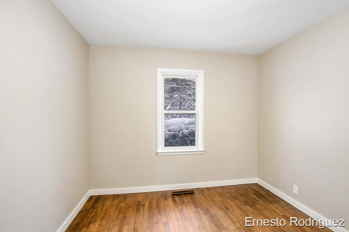 2631 Hamilton Road Muskegon, MI 49445 - Photo 14 of 21 IMG_1013