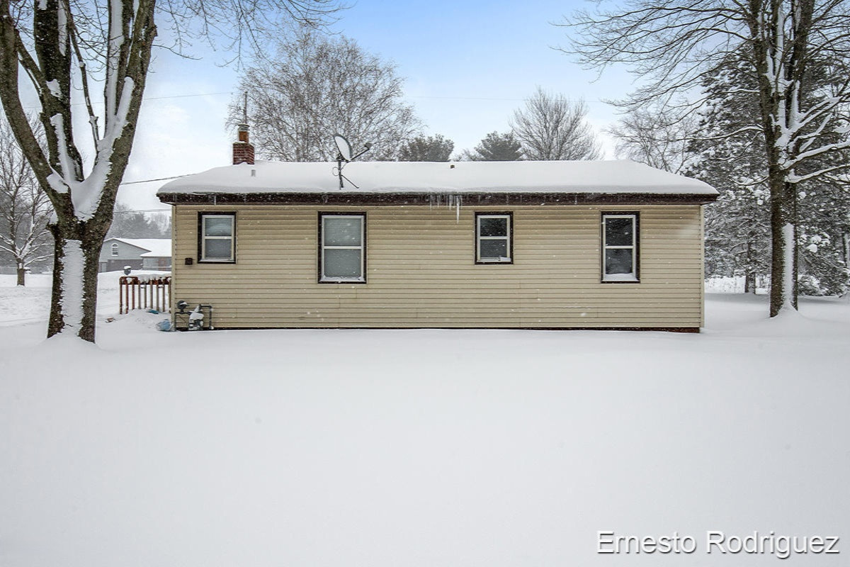 2631 Hamilton Road Muskegon, MI 49445 - Photo 19 of 21 IMG_1018