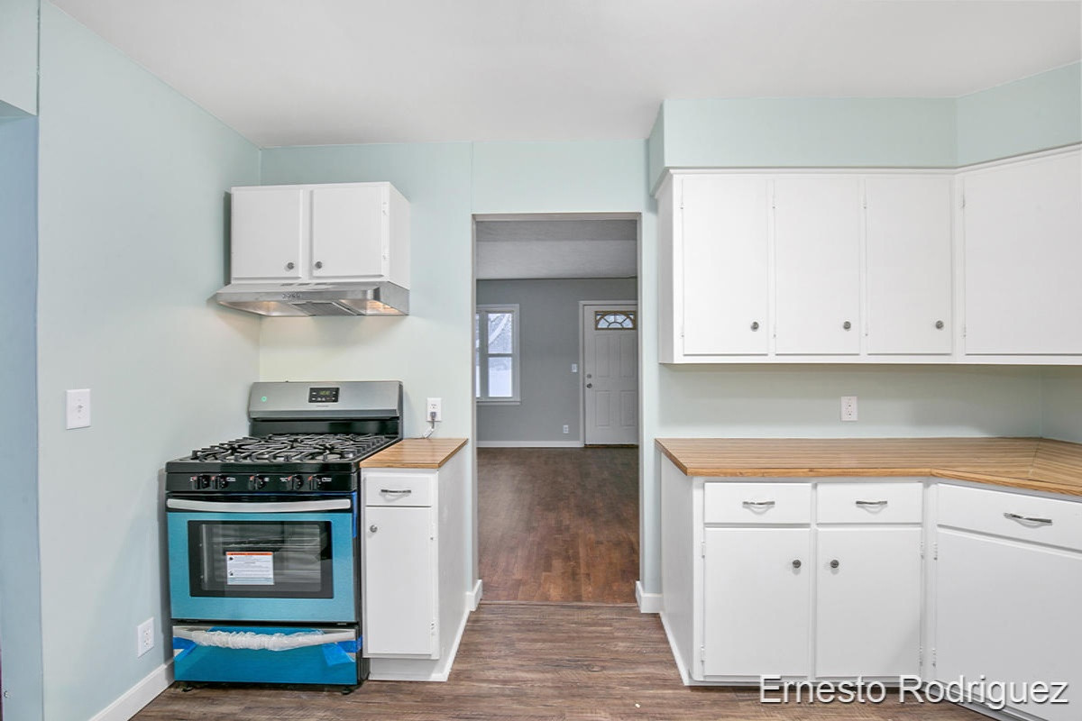 2631 Hamilton Road Muskegon, MI 49445 - Photo 5 of 21 IMG_1004