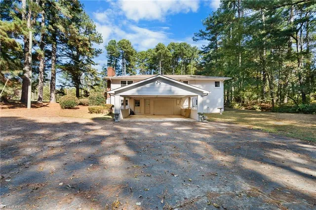 $225,225 | 574 Midway School Road, Lexington, NC 27295