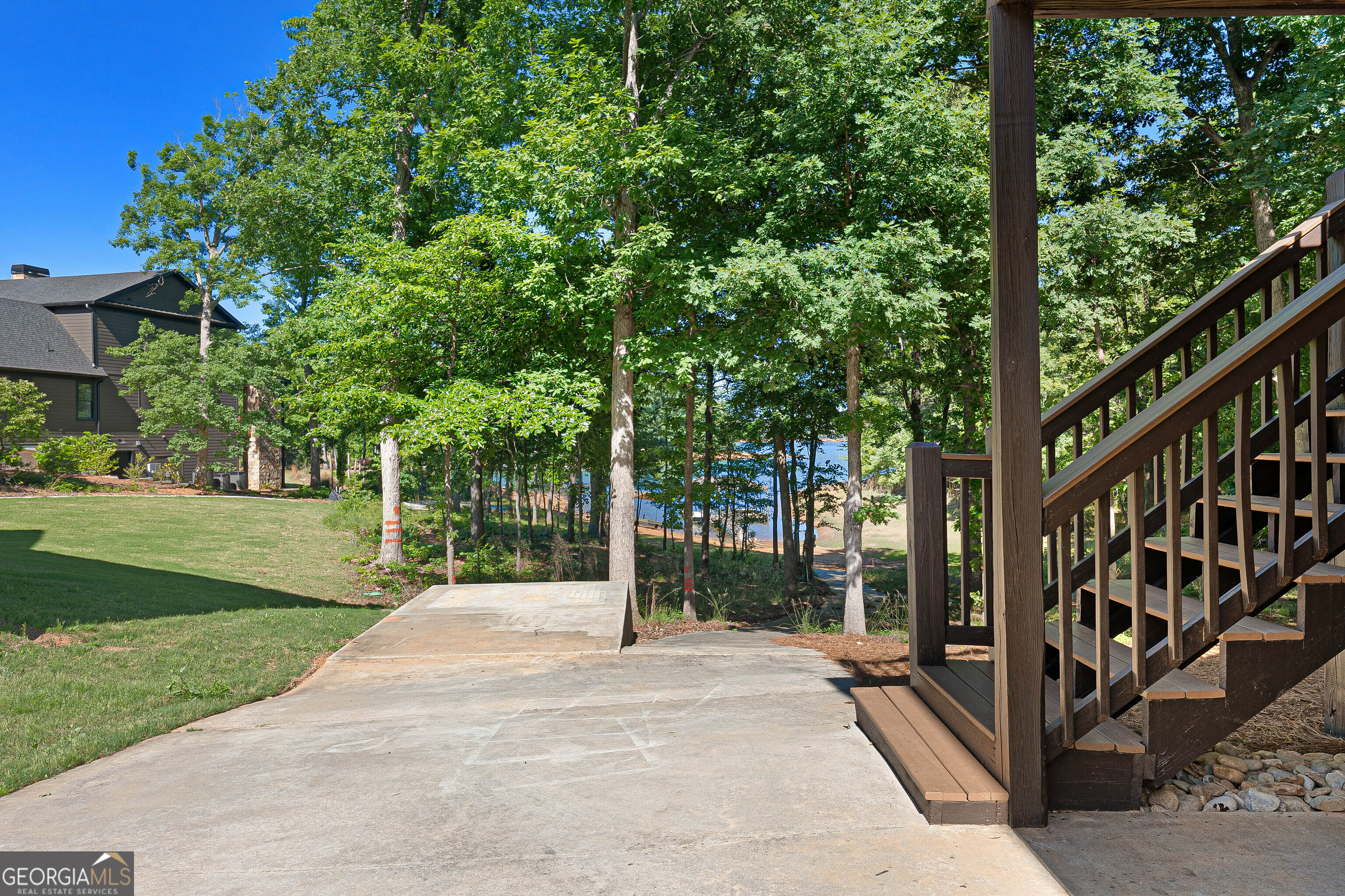141 Crawfords Ferry Point Hartwell, GA 30643 - Photo 7 of 42