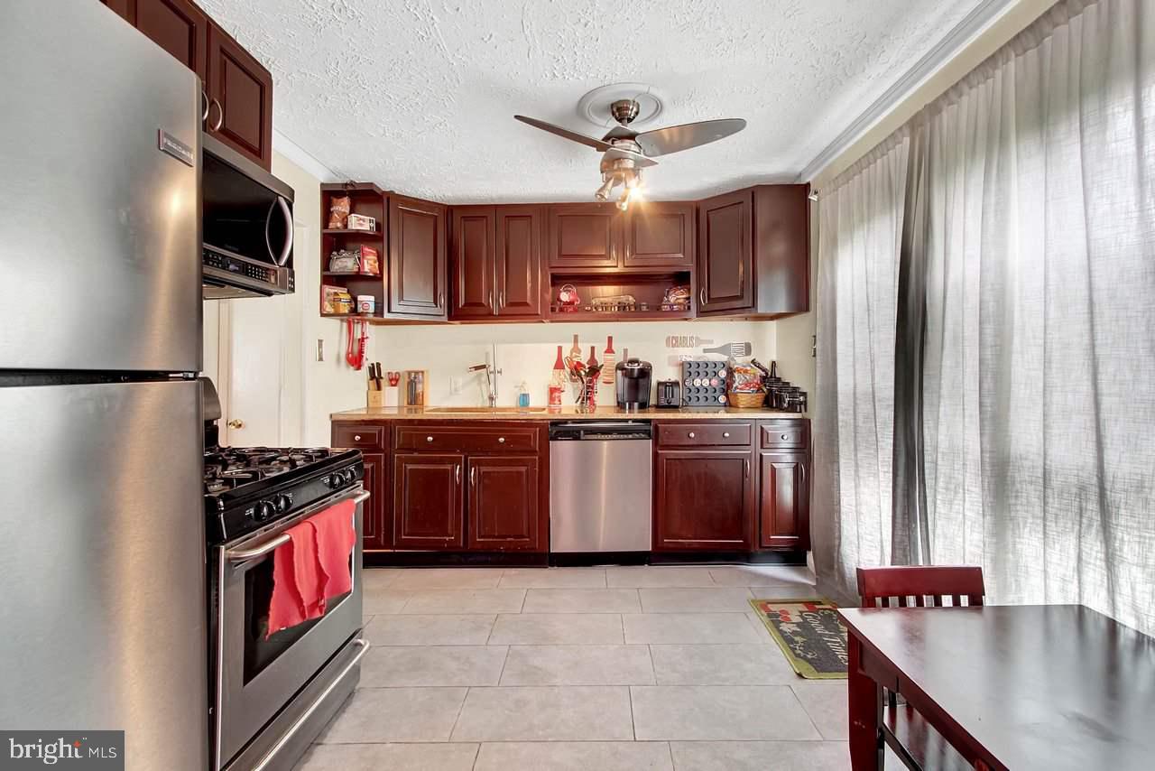 1225 Devers Road York, PA 17404 - Photo 8 of 23
