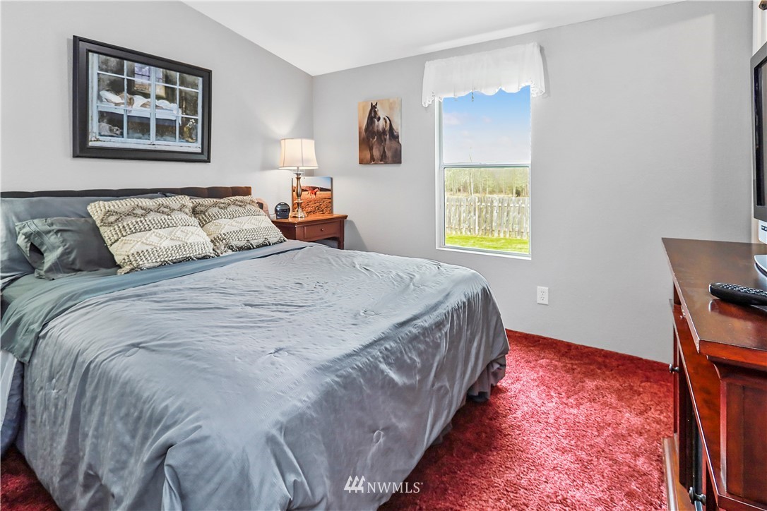 115 Sandra Road Silverlake, WA 98645 - Photo 21 of 29 Gallery Image 21