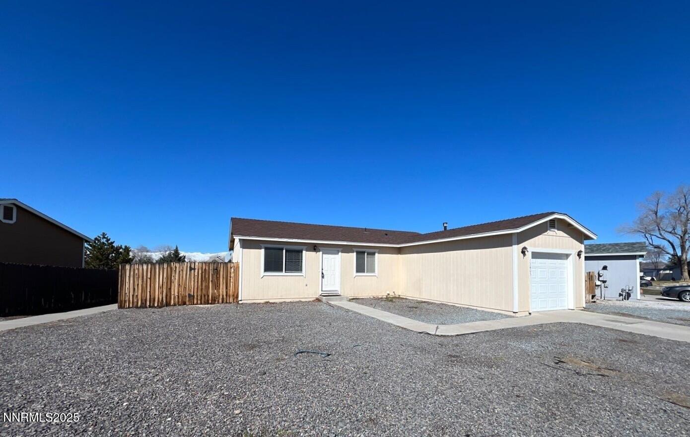 13405 Mt Lassen Street Reno, NV 89506 - Photo 2 of 20 a view of backyard of house