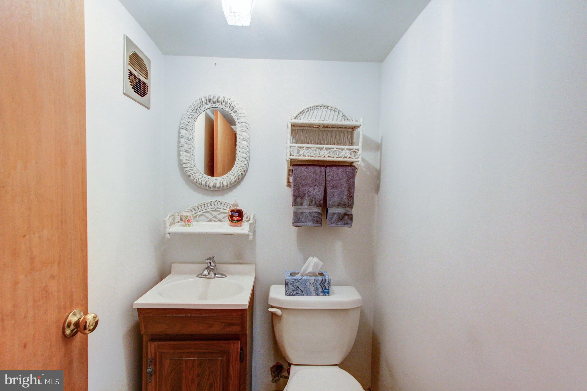 60 Autumn Road Southampton, PA 18966 - Photo 10 of 17 Half Bath