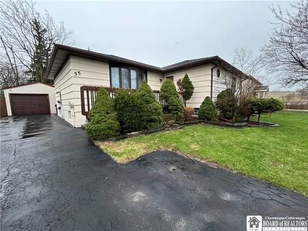 $240,000 | 55 Lynbrook Drive, Tonawanda, NY 14150