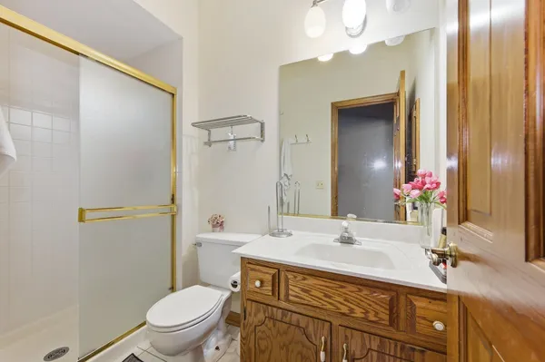 $4,750 | 912 Stonebridge Way, Woodridge, IL 60517