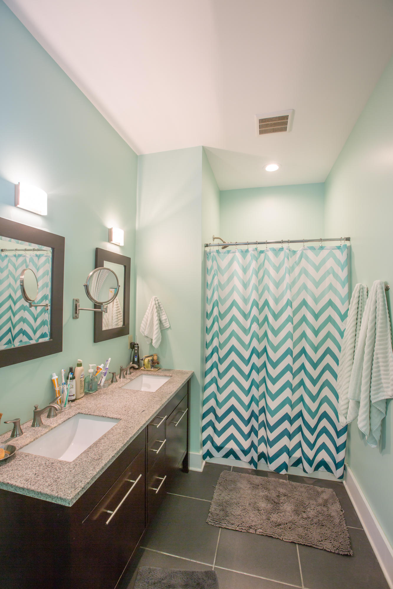 1777 Whiteoak Road Chattanooga, TN 37415 - Photo 13 of 37 1777 White Oak Road-6559