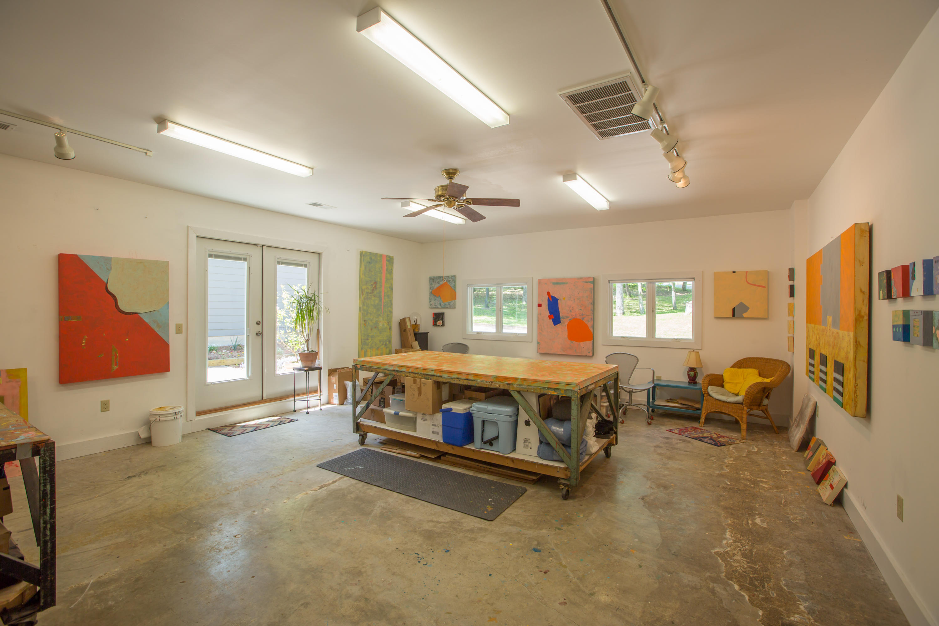 1777 Whiteoak Road Chattanooga, TN 37415 - Photo 17 of 37 1777 White Oak Road-6577