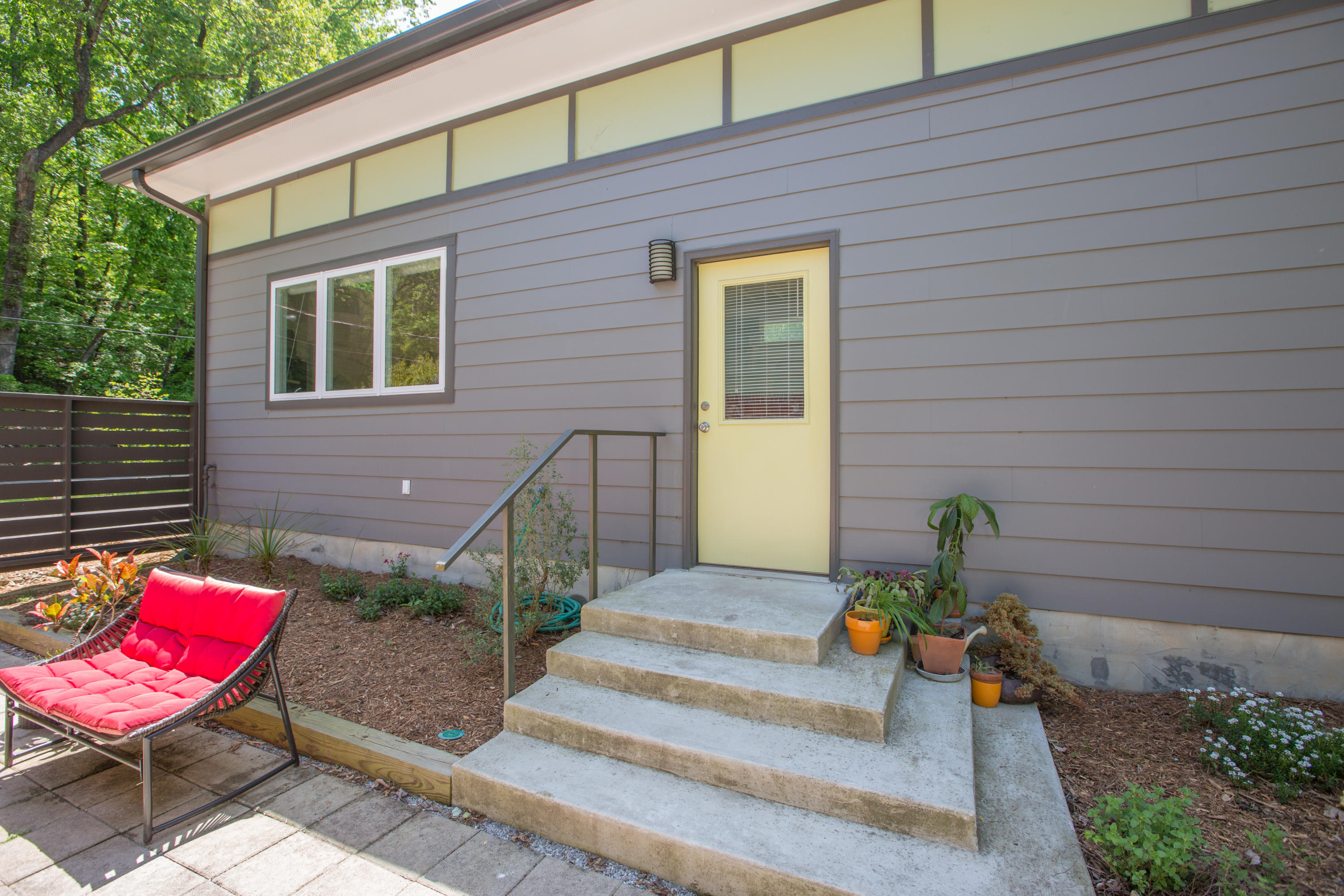 1777 Whiteoak Road Chattanooga, TN 37415 - Photo 26 of 37 1777 White Oak Road-6588