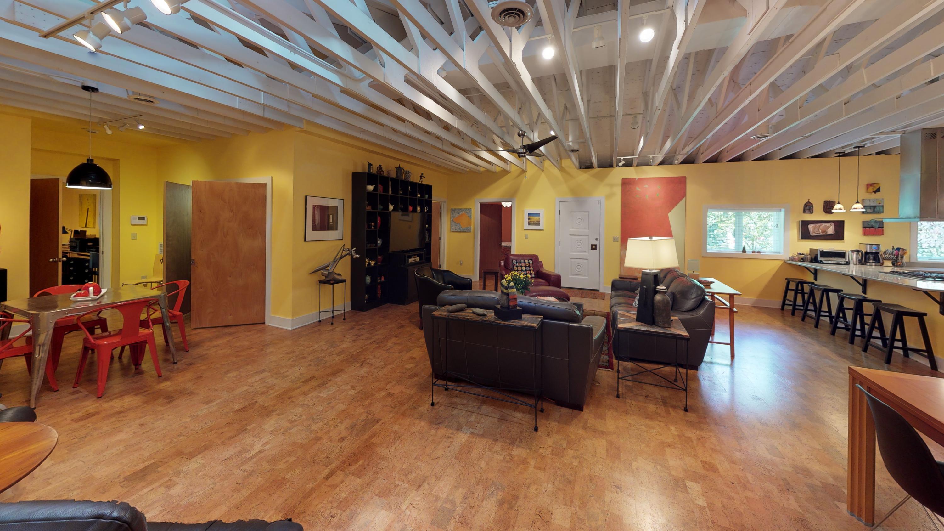 1777 Whiteoak Road Chattanooga, TN 37415 - Photo 4 of 37 1777-White-Oak-Road-Chattanooga-TN-37415