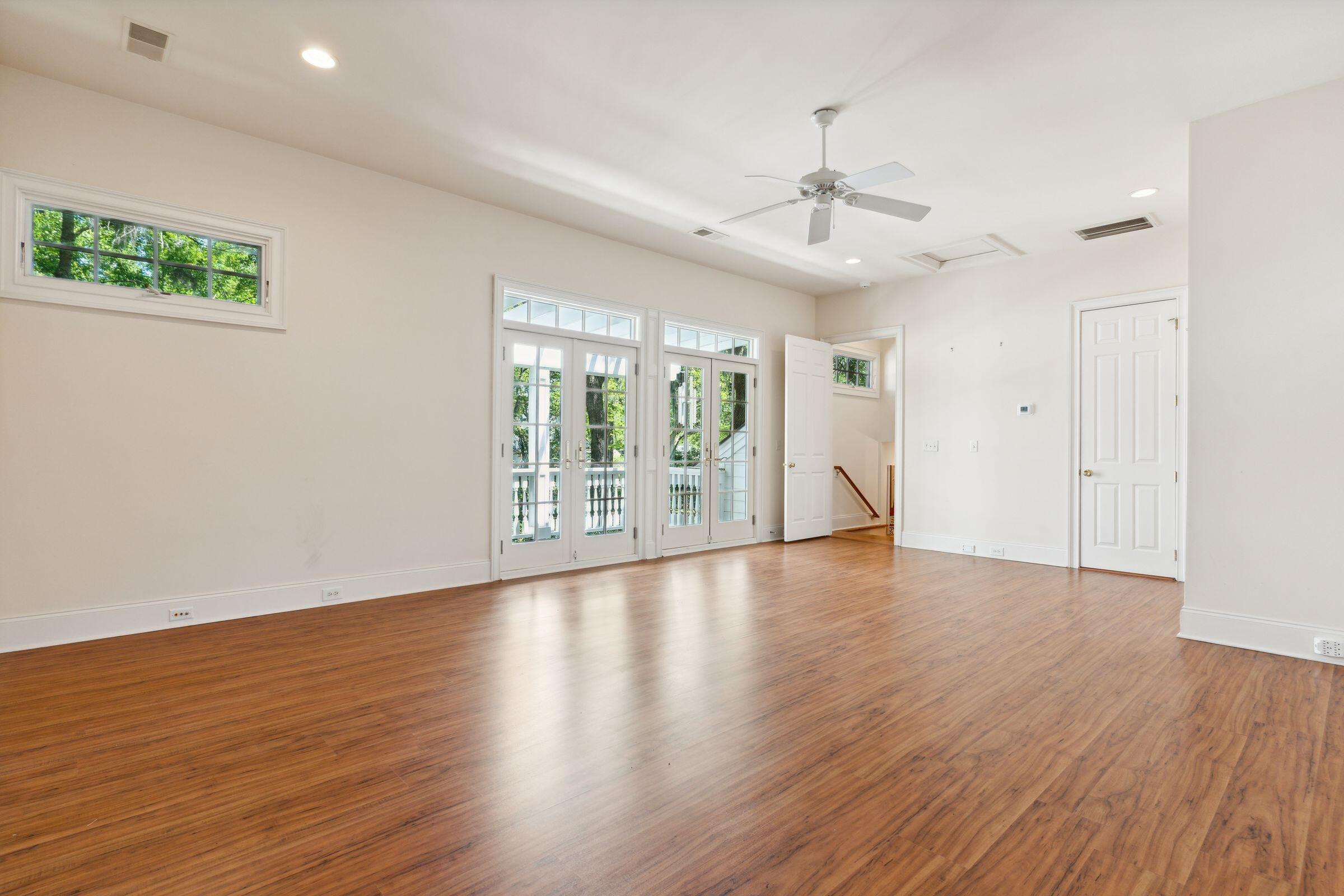 747 Navigators Run Mount Pleasant, SC 29464 - Photo 34 of 72 747NavigatorsRun-KeenEyeMarketing-035