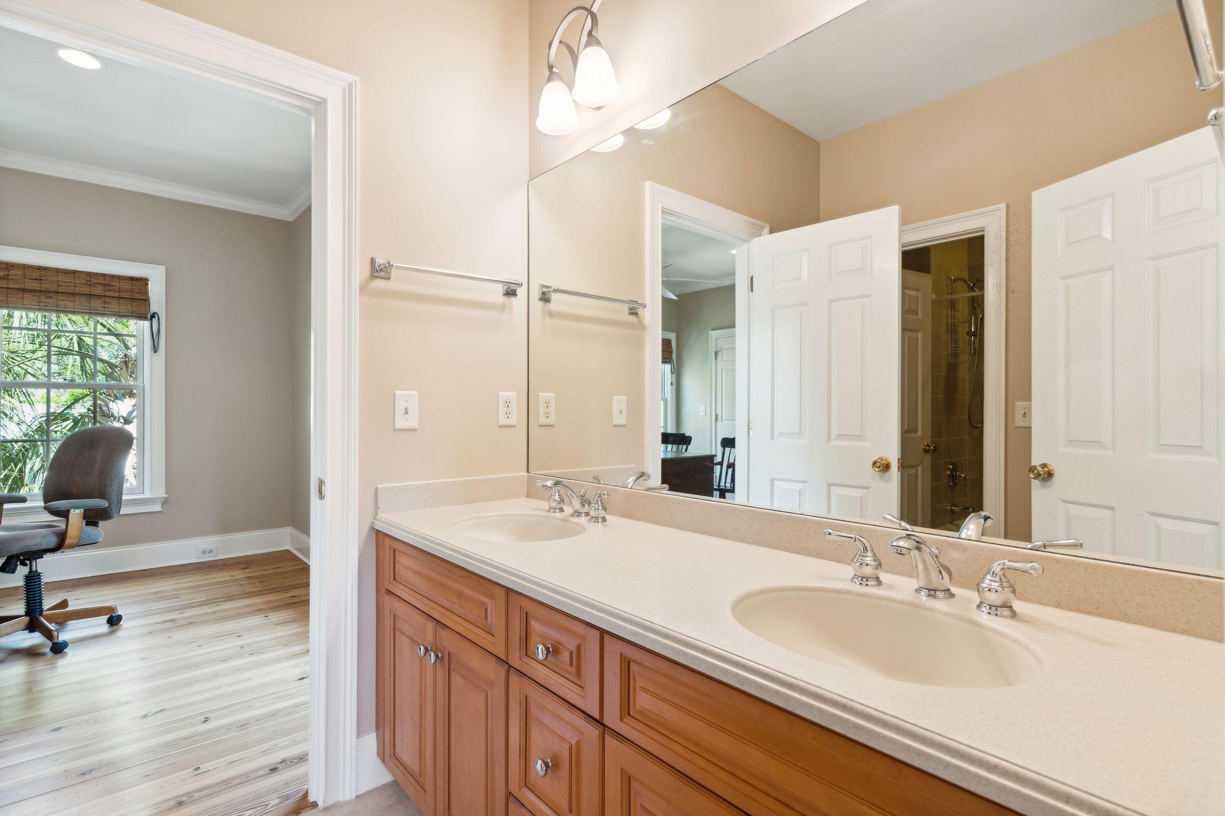 747 Navigators Run Mount Pleasant, SC 29464 - Photo 53 of 72 747NavigatorsRun-KeenEyeMarketing-061