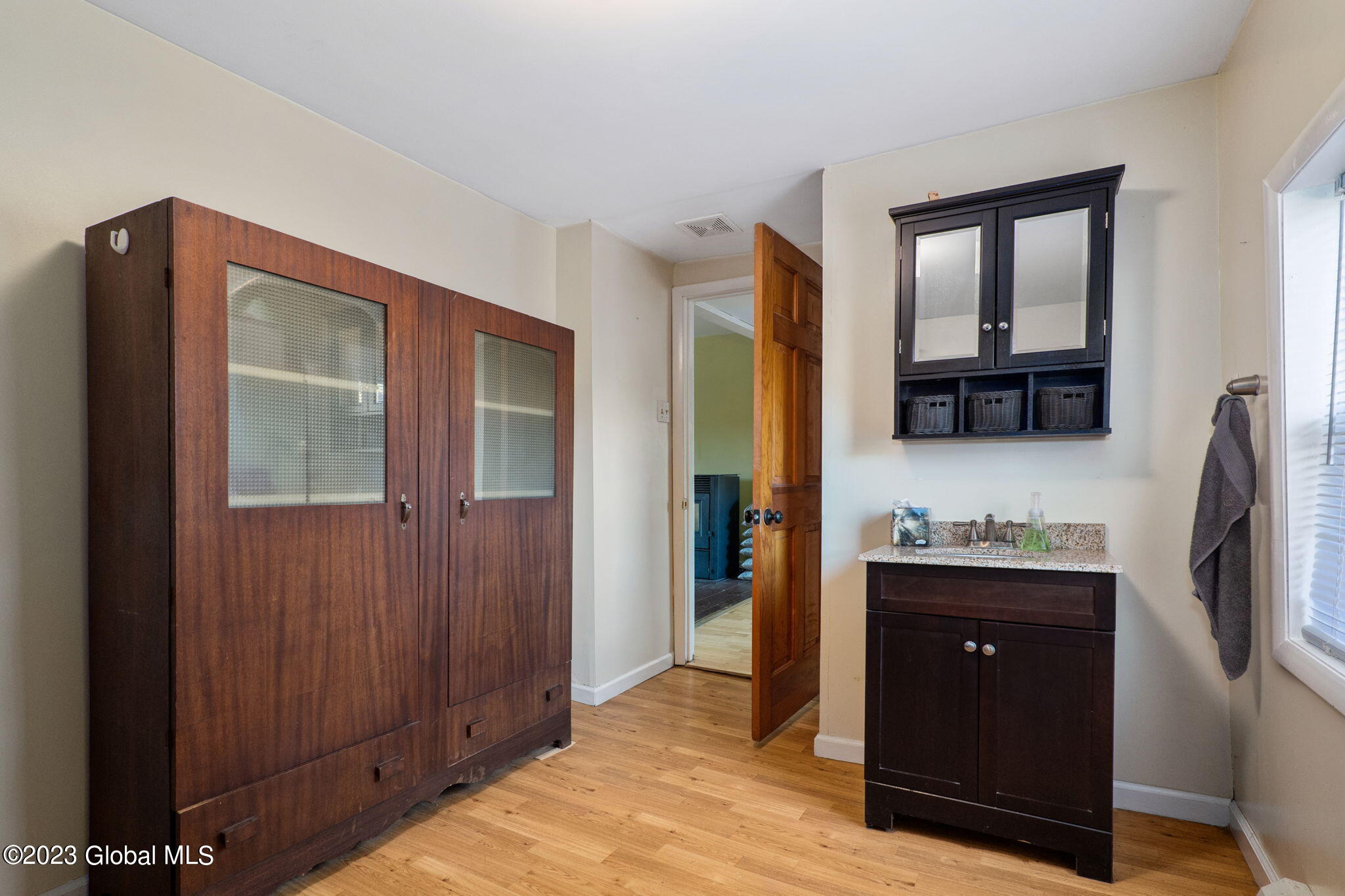 132 Highbridge Road New Baltimore, NY 12192 - Photo 27 of 62 21-web-or-mls-132HighbridgeRd_21