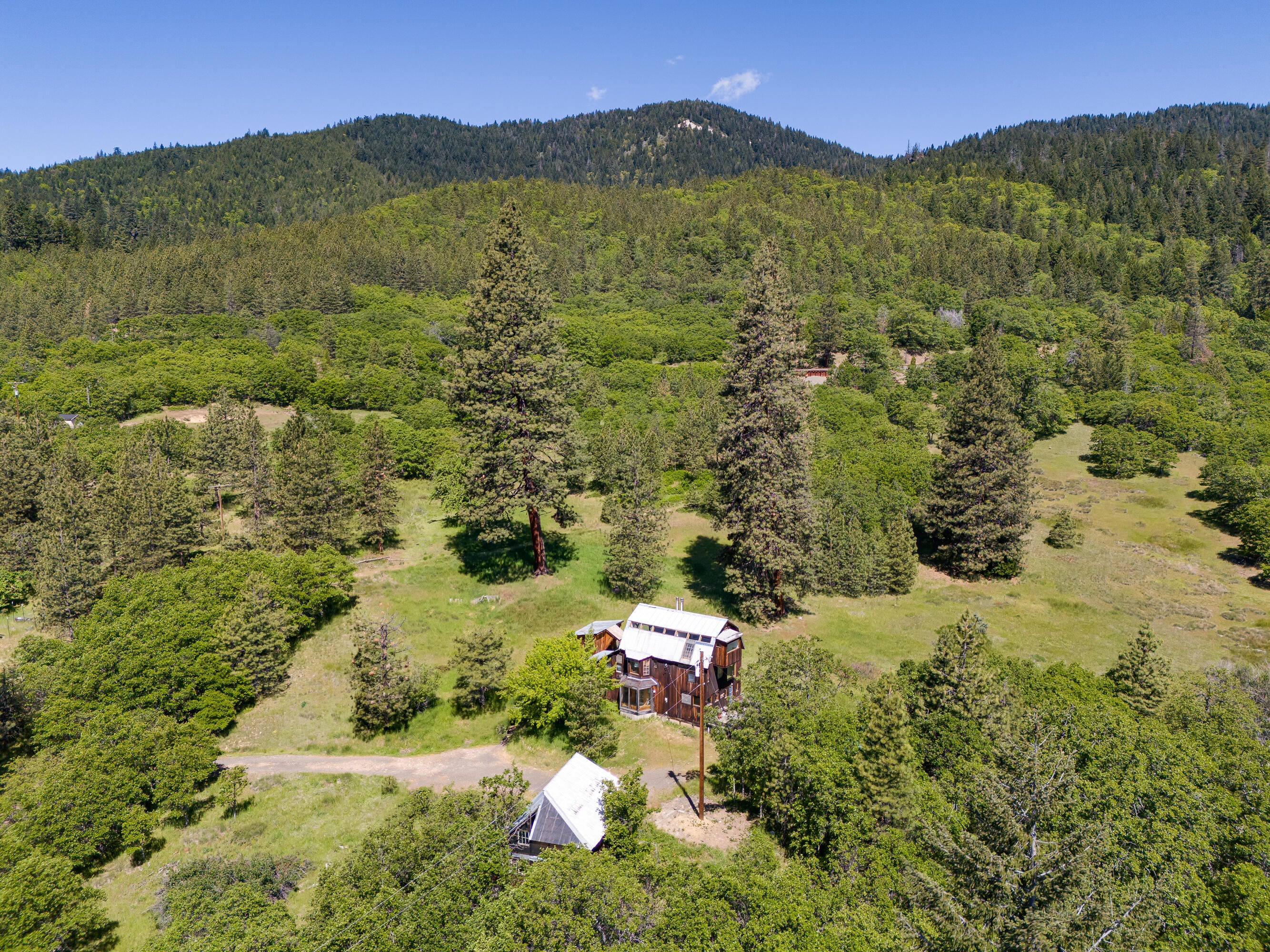 1720 Colestin Road Ashland, OR 97520 - Photo 44 of 52 10