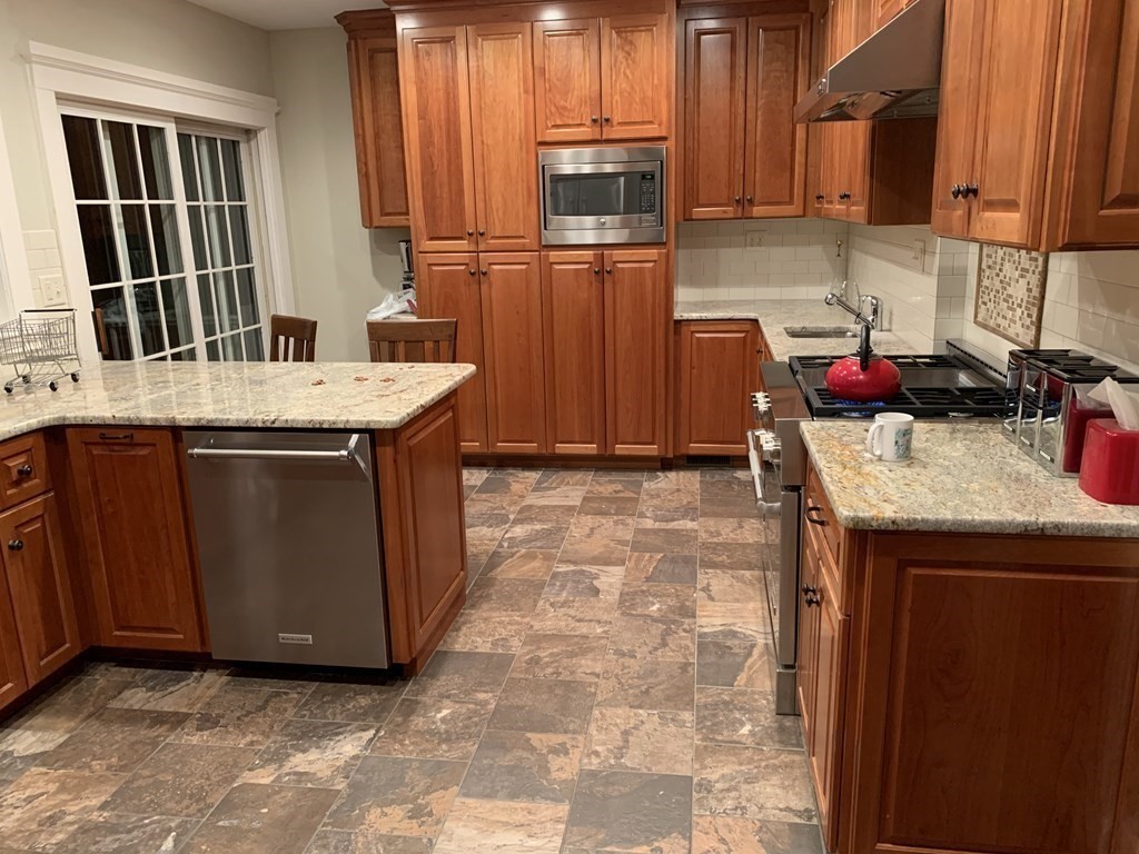 52 Woodland Road Boston, MA 02130 - Photo 3 of 26 Gallery Image 3