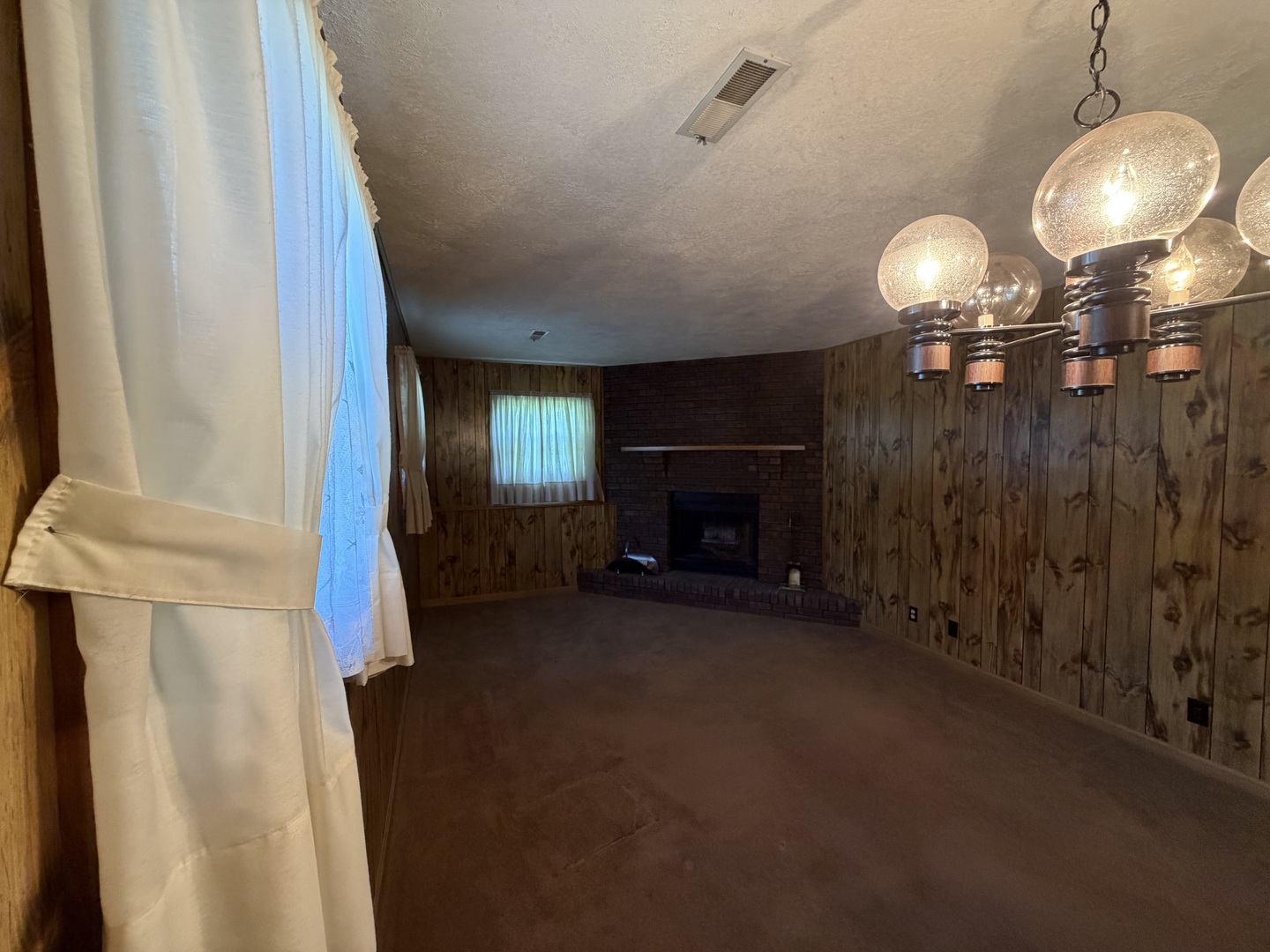 101 South Parkside Road Normal, IL 61761 - Photo 19 of 37