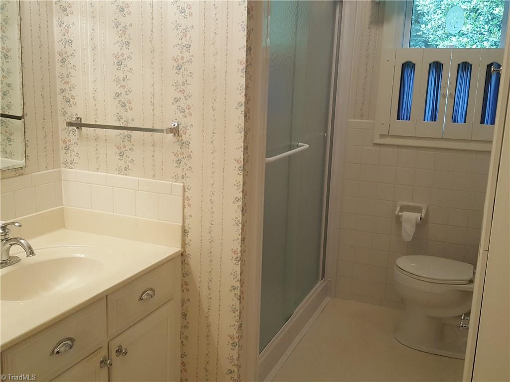 6902 Tulane Drive High Point, NC 27263 - Photo 20 of 30 Gallery Image 20