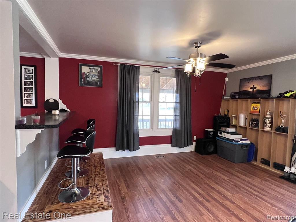 6304 East Coldwater Road Flint, MI 48506 - Photo 18 of 59