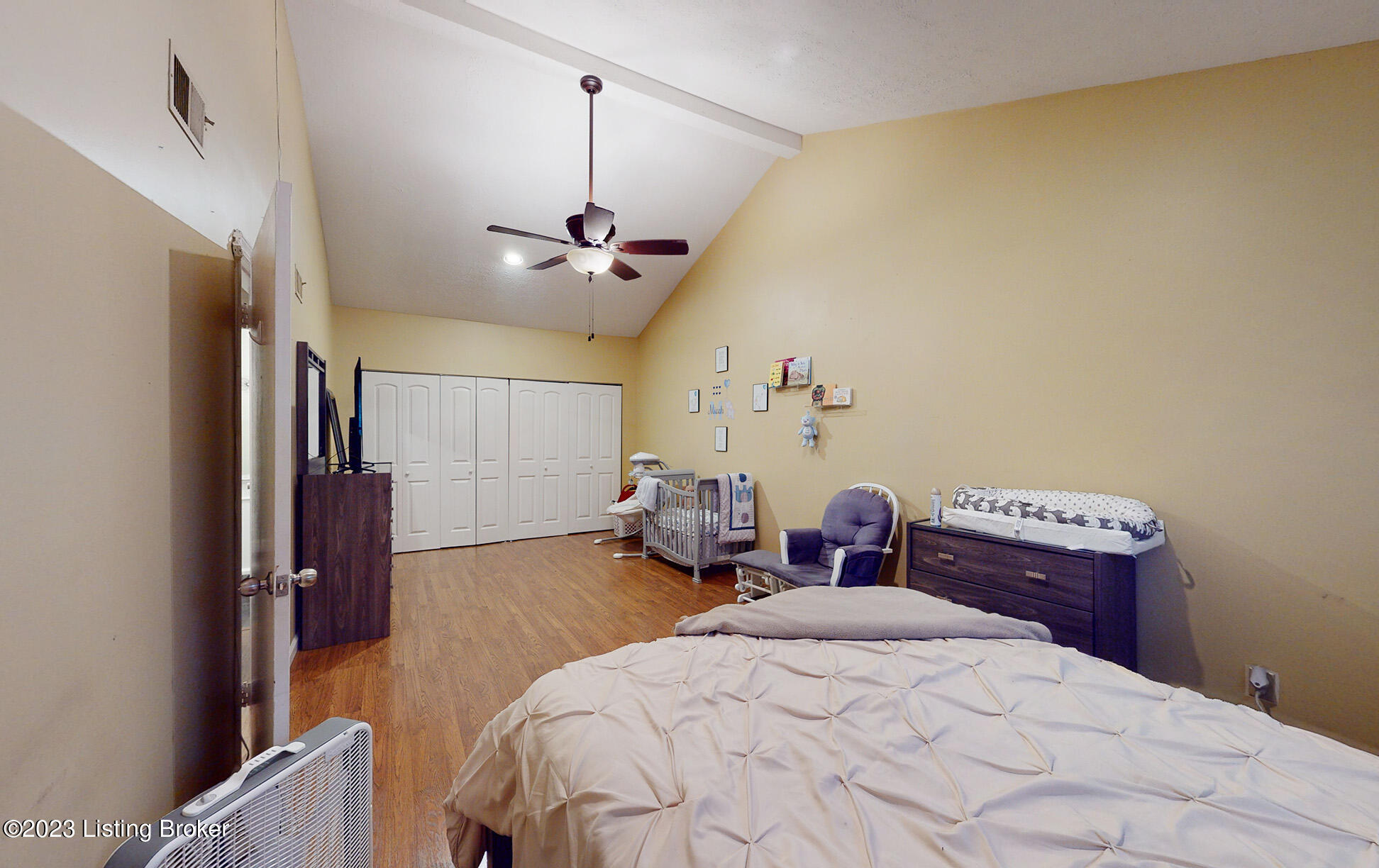 4914 Raven Road Louisville, KY 40213 - Photo 15 of 36 4914-Raven-Rd_034