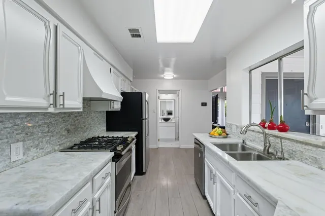 $1,900,000 | 217 West 40th Avenue, San Mateo, CA 94403