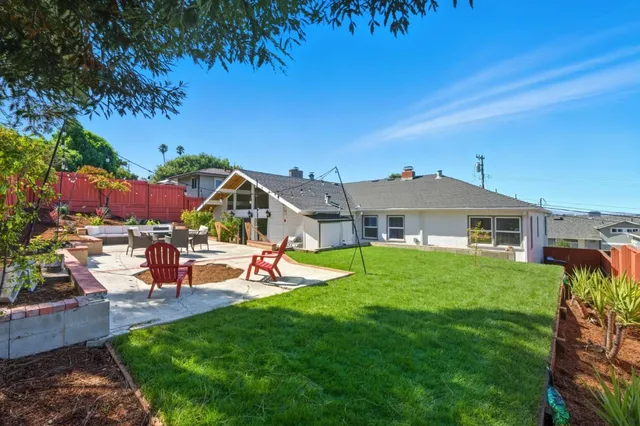 $1,900,000 | 217 West 40th Avenue, San Mateo, CA 94403