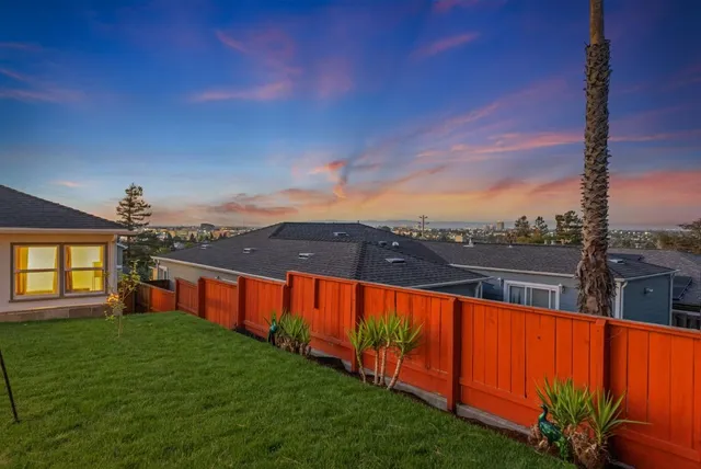 $1,900,000 | 217 West 40th Avenue, San Mateo, CA 94403