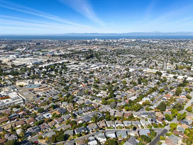 $1,800,000 | 217 West 40th Avenue, San Mateo, CA 94403