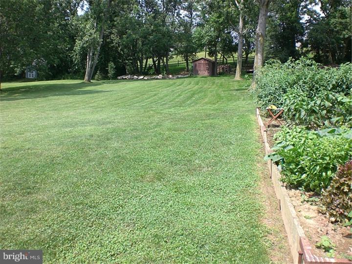 25 Krauser Road Downingtown, PA 19335 - Photo 14 of 15 Gallery Image 14