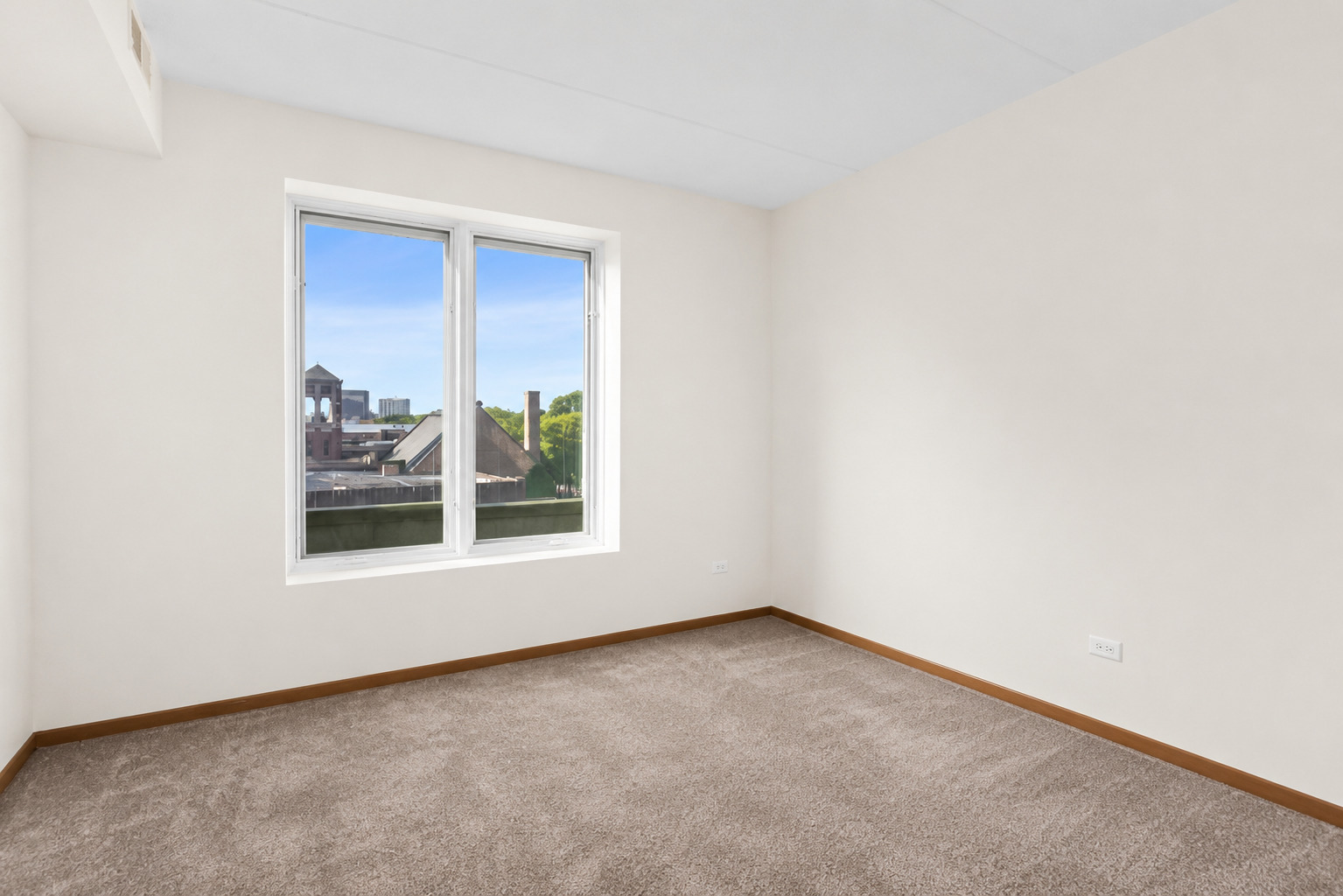 515 Main Street, Unit 401 Evanston, IL 60202 - Photo 11 of 20