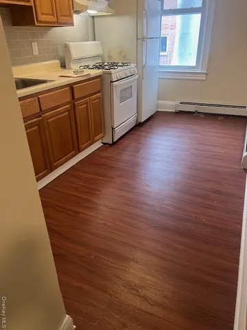 $1,800 | 103-05 101st Avenue, Unit 2 | South Richmond Hill