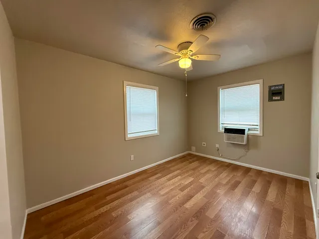 $1,250 | 505 East 37th Street, Lubbock, TX 79404