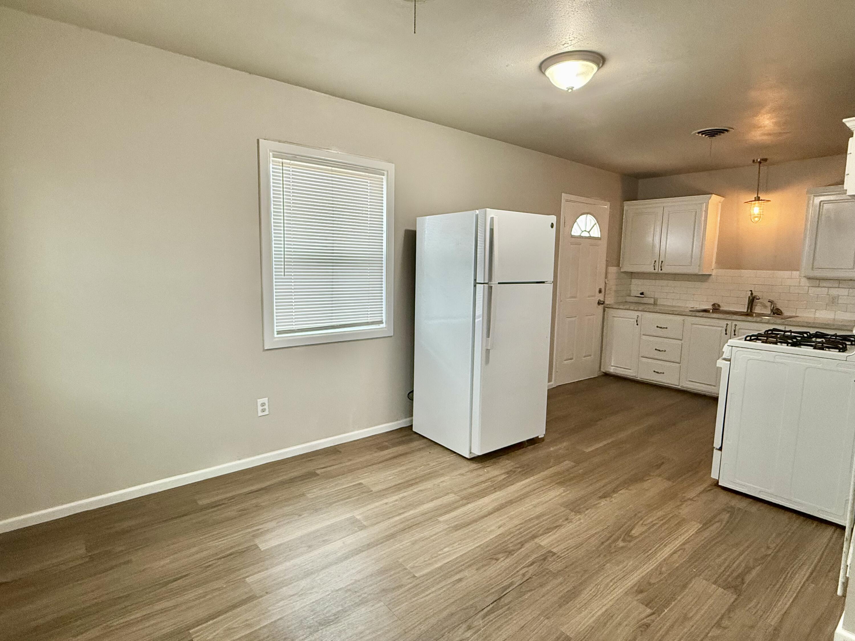 505 East 37th Street Lubbock, TX 79404 - Photo 6 of 16 IMG_4796