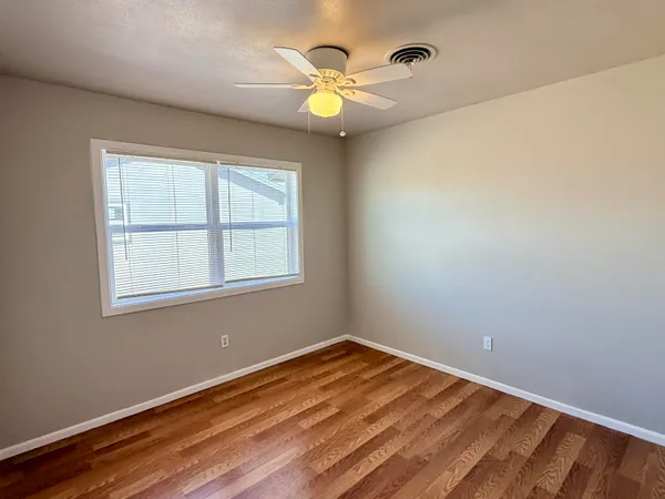 $1,125 | 505 East 37th Street, Lubbock, TX 79404