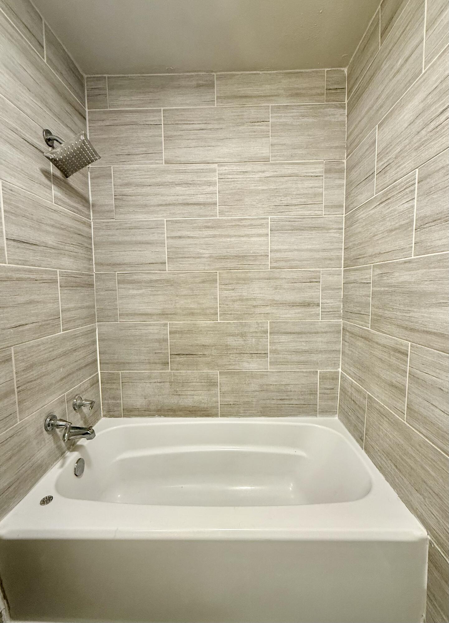 505 East 37th Street Lubbock, TX 79404 - Photo 9 of 16 IMG_4794