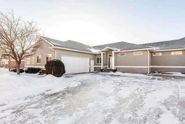 $625,000 | 715 Northridge Way, West Fargo, ND 58078
