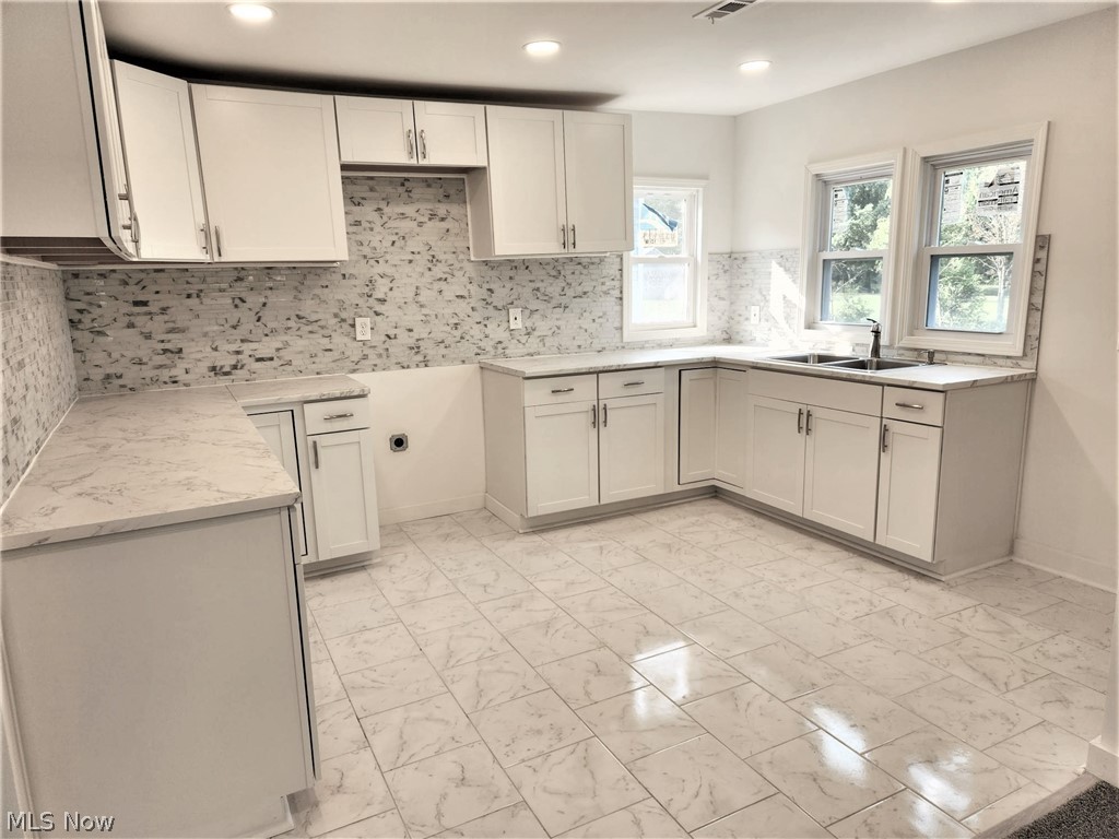 4022 Dunton Road Lorain, OH 44055 - Photo 10 of 28 Gallery Image 10