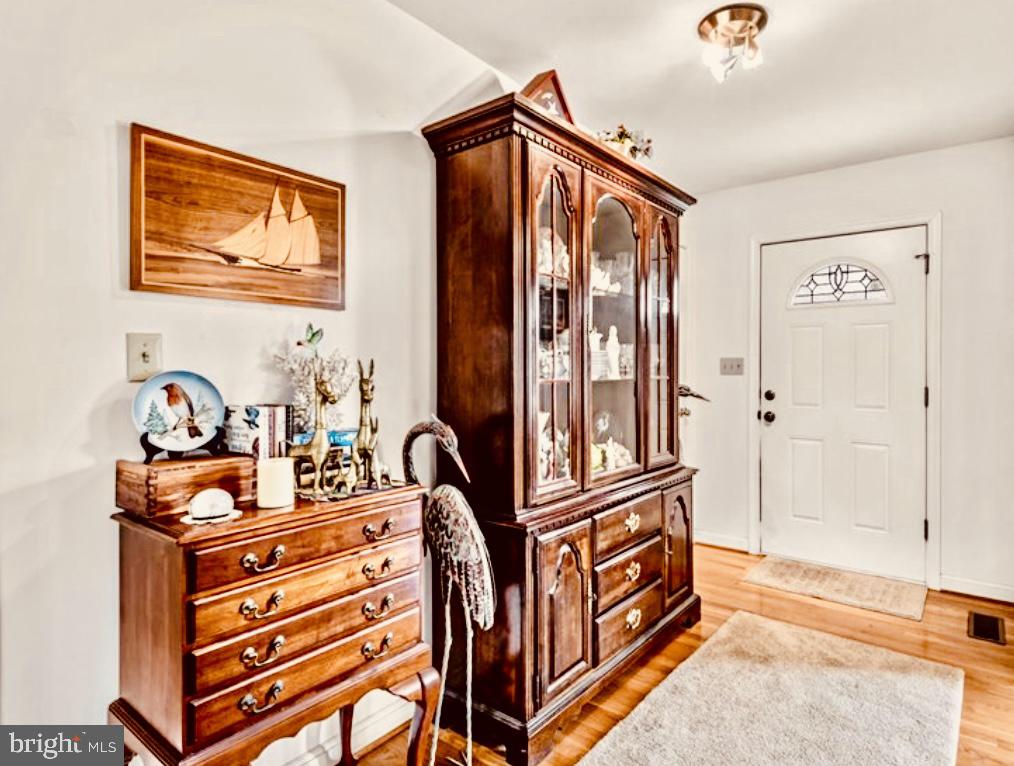 17315 Courtney Road Hanover, VA 23069 - Photo 8 of 17 Gallery Image 8